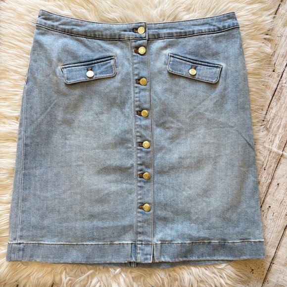 Talbots Light Wash Blue Denim Button Front A-Line Jean Skirt Women’s Size 14 NEW - Picture 1 of 6